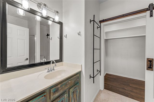 10515 Gold Shadow Avenue, Las Vegas, NV 89129
