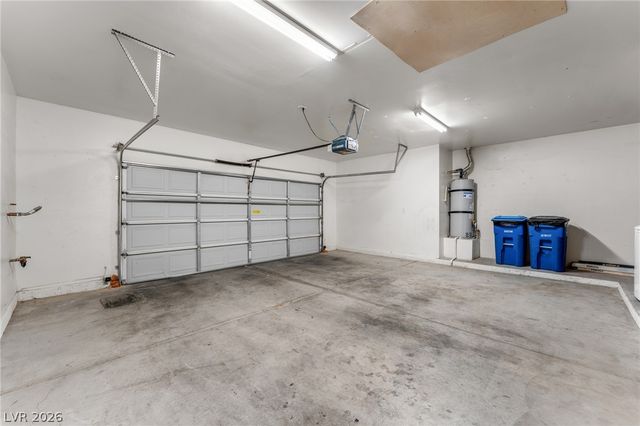 10515 Gold Shadow Avenue, Las Vegas, NV 89129
