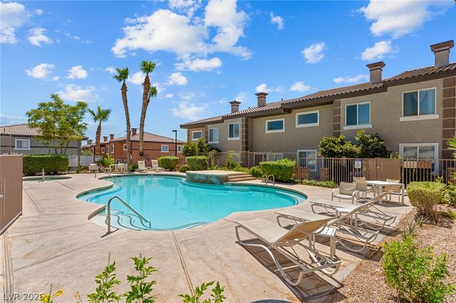 10515 Gold Shadow Avenue, Las Vegas, NV 89129
