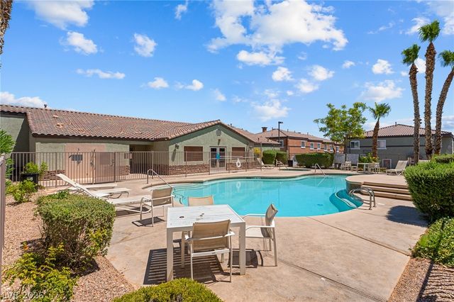 10515 Gold Shadow Avenue, Las Vegas, NV 89129