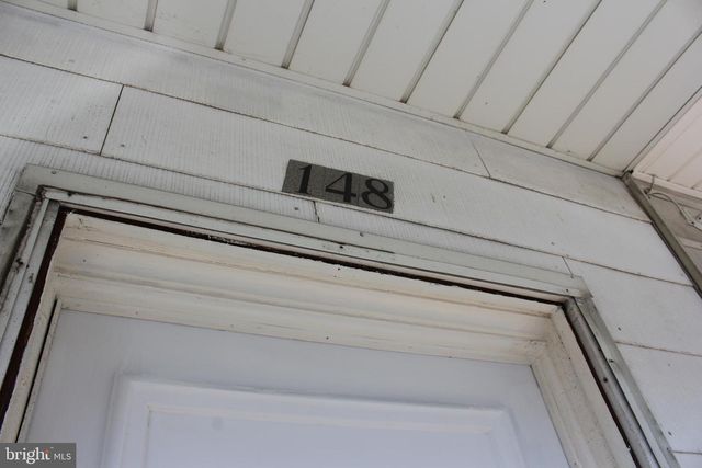 148 N LOCUST ST, Mount Carmel, PA 17851