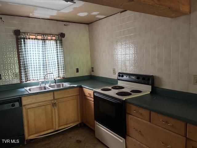 324 Jess Hopson Road, Unicoi, TN 37692