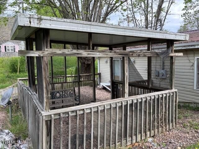 324 Jess Hopson Road, Unicoi, TN 37692