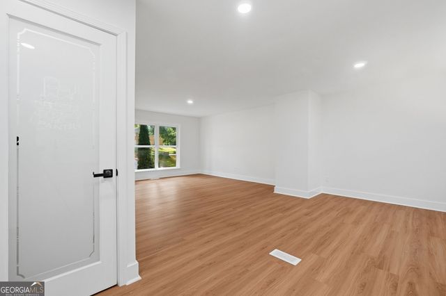 4404 Cedar Ridge Trail, Stone Mountain, GA 30083