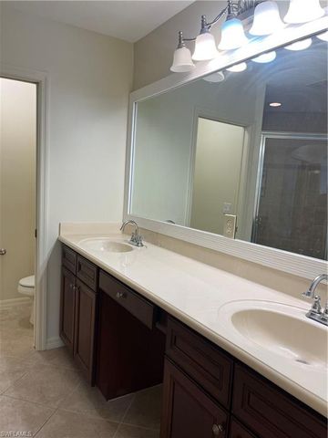 9999 Chiana CIR, Fort Myers, FL 33905