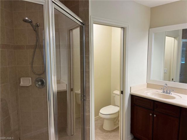 9999 Chiana CIR, Fort Myers, FL 33905