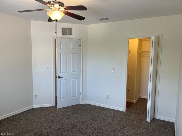 9999 Chiana CIR, Fort Myers, FL 33905