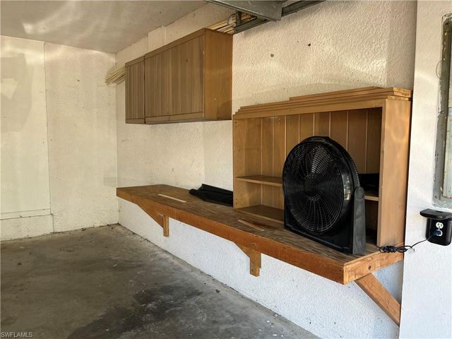 9999 Chiana CIR, Fort Myers, FL 33905