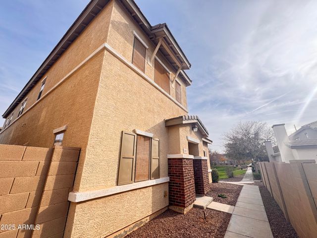 4681 E Redfield Road, Gilbert, AZ 85234