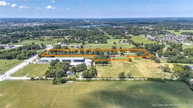 5402 Elm Springs Road, Springdale, AR 72762