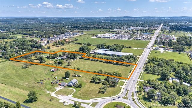 5402 Elm Springs Road, Springdale, AR 72762