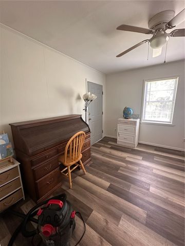 1405 S El Paso Avenue, Russellville, AR 72801