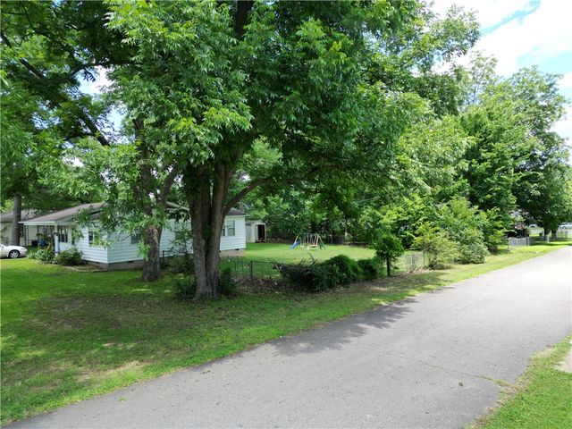 1405 S El Paso Avenue, Russellville, AR 72801