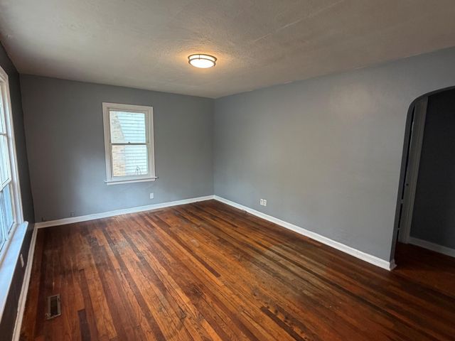 3036 7th Street, Muskegon Heights, MI 49444