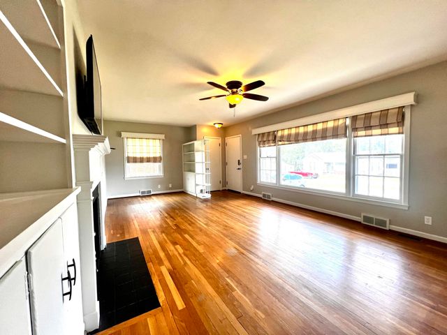 324 Woodsland Drive, Harrodsburg, KY 40330