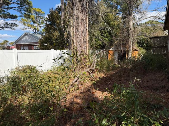 2008 Edge Dr., North Myrtle Beach, SC 29582