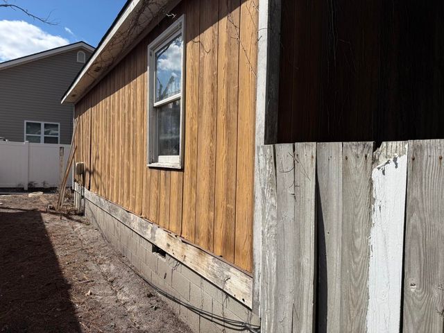 2008 Edge Dr., North Myrtle Beach, SC 29582