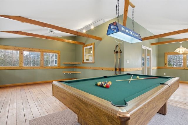 10 Walter Street, Tewksbury, MA 01876