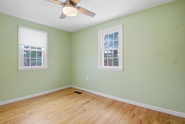 10 Walter Street, Tewksbury, MA 01876