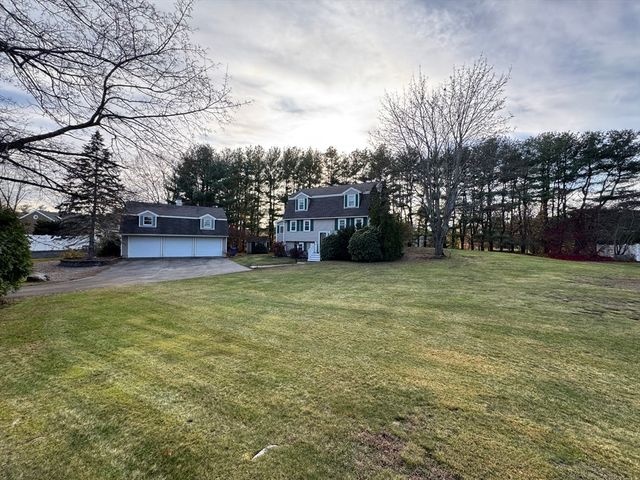10 Walter Street, Tewksbury, MA 01876