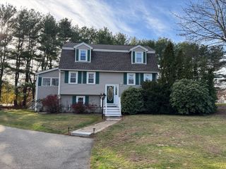 10 Walter Street, Tewksbury, MA 01876