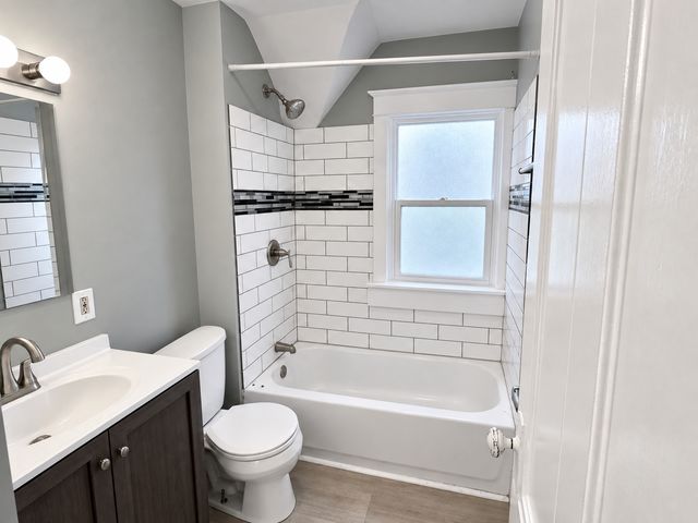 252 W 29th Street, Davenport, IA 52803