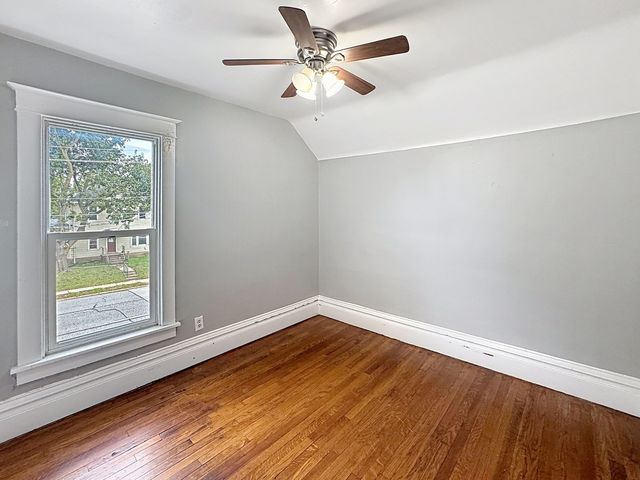 252 W 29th Street, Davenport, IA 52803