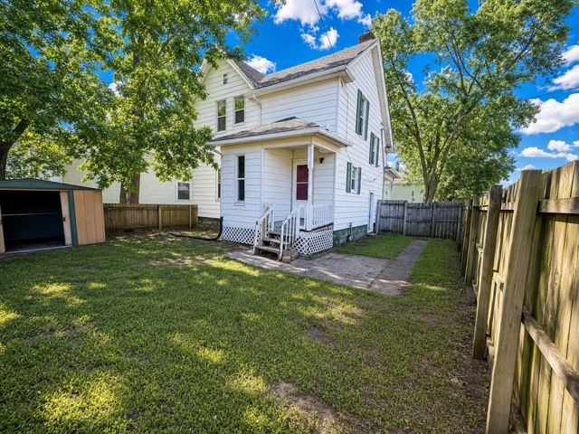 252 W 29th Street, Davenport, IA 52803