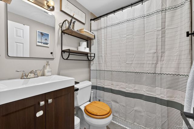 1438 Harding Street, North Bellmore, NY 11710