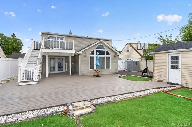 1438 Harding Street, North Bellmore, NY 11710