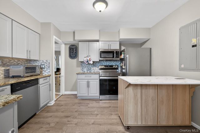 1438 Harding Street, North Bellmore, NY 11710