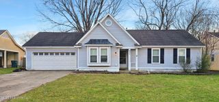 631 Woodsmoke Drive, Southaven, MS 38671