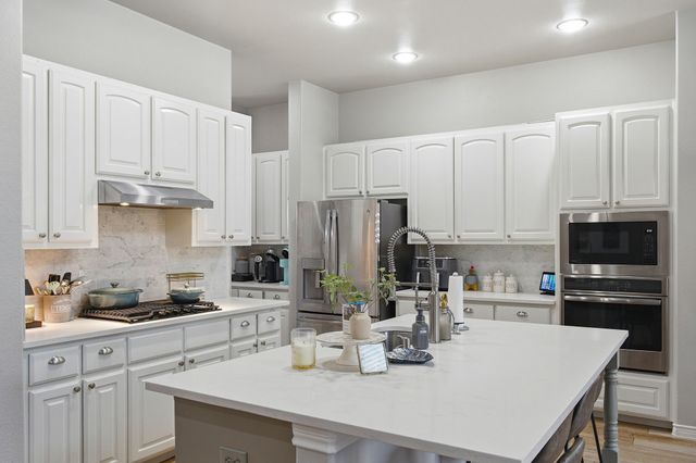 10112 Waterstone Way, Mckinney, TX 75072
