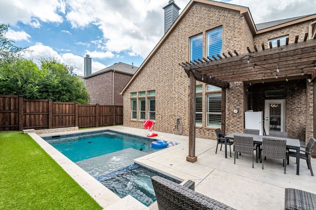 10112 Waterstone Way, Mckinney, TX 75072