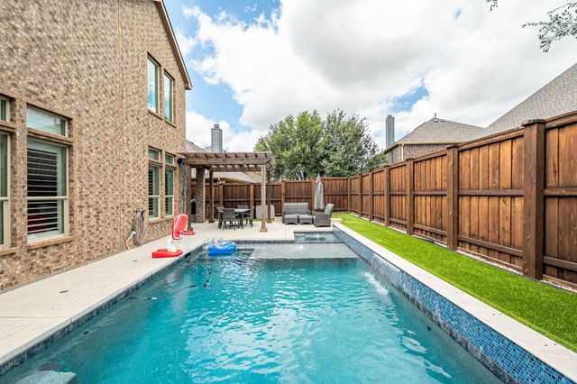 10112 Waterstone Way, Mckinney, TX 75072