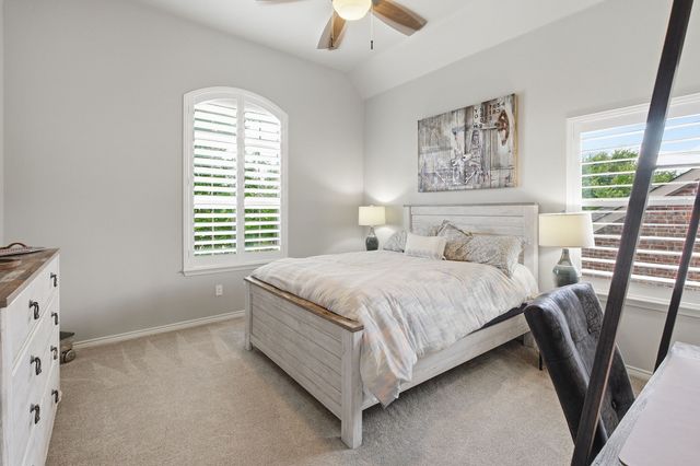 10112 Waterstone Way, Mckinney, TX 75072