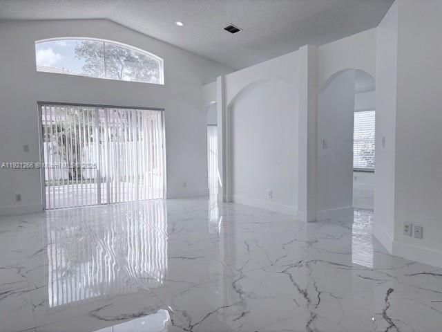 1520 SW 193rd Ave 1520, Pembroke Pines, FL 33029