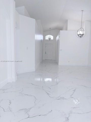 1520 SW 193rd Ave 1520, Pembroke Pines, FL 33029