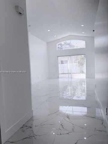 1520 SW 193rd Ave 1520, Pembroke Pines, FL 33029