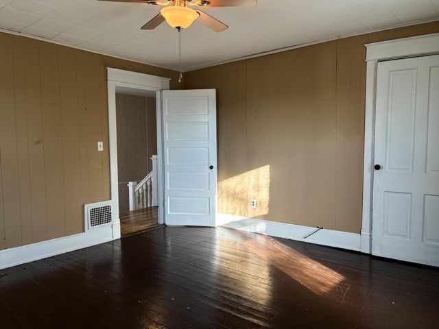 127 Mills Avenue, Flemingsburg, KY 41041