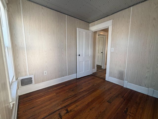 127 Mills Avenue, Flemingsburg, KY 41041