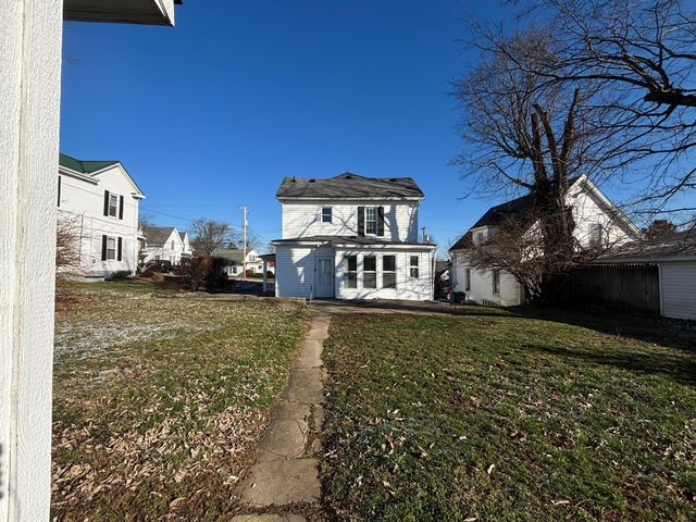 127 Mills Avenue, Flemingsburg, KY 41041