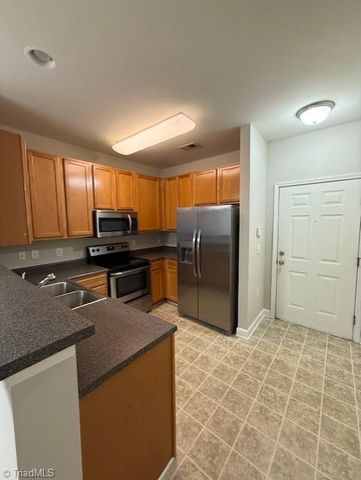 4455 Brassfield Drive 311, Winston-salem, NC 27105