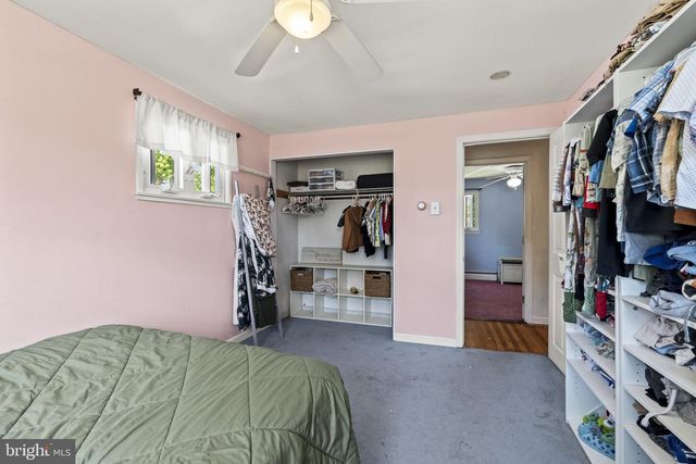 1011 RED BARN RD, Warminster, PA 18974