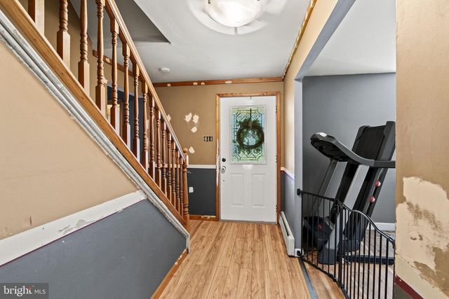 1011 RED BARN RD, Warminster, PA 18974