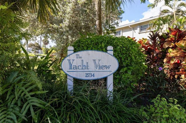 2734 NE 27th Court 22, Lighthouse Point, FL 33064