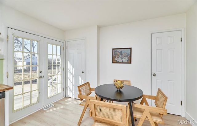 1910 Flamingo Drive, Florissant, MO 63031