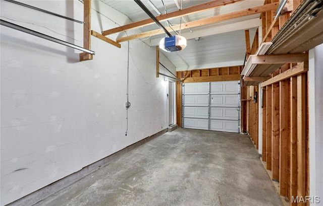 1910 Flamingo Drive, Florissant, MO 63031