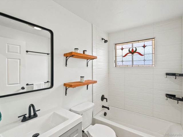 4735 W 38th Avenue, Denver, CO 80212