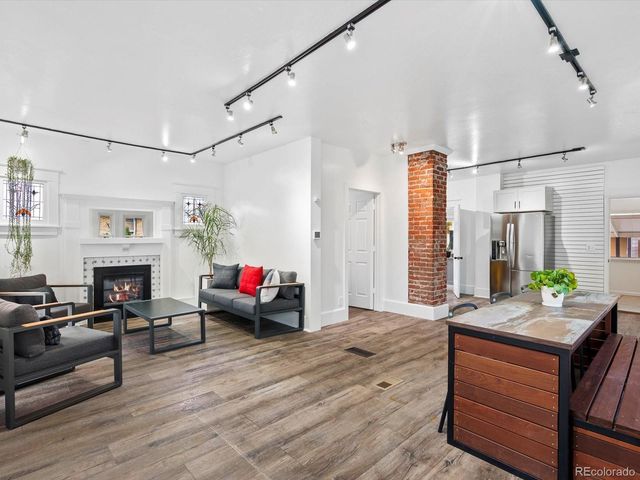 4735 W 38th Avenue, Denver, CO 80212